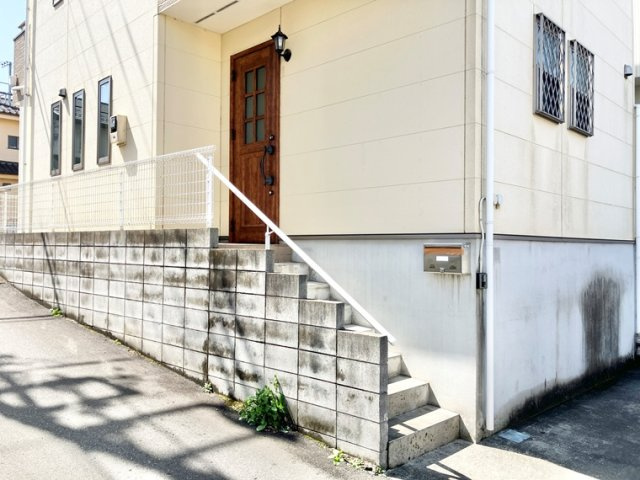 長沼町戸建のエントランス