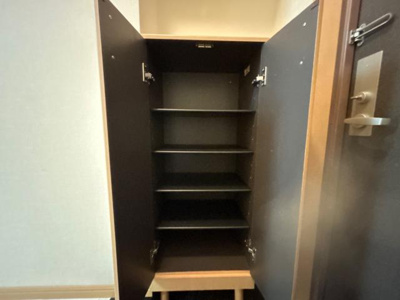 【収納】 | ヴィラ・コンフォースⅠ番館 | 玄関収納