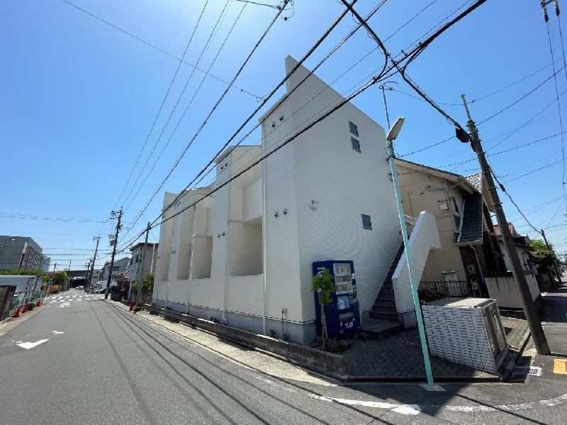 Ｖｅｇａ新富の外観