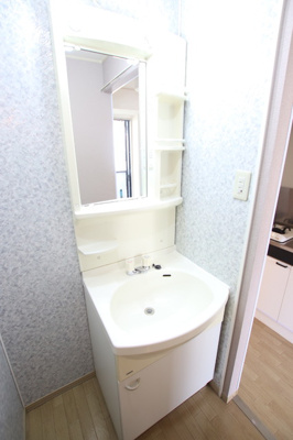 ★忙しい朝に嬉しい独立洗面台★