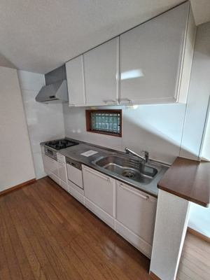 *食器洗浄機は設備ではありません。