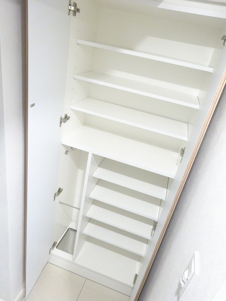 アイルイムーブル亀戸の玄関