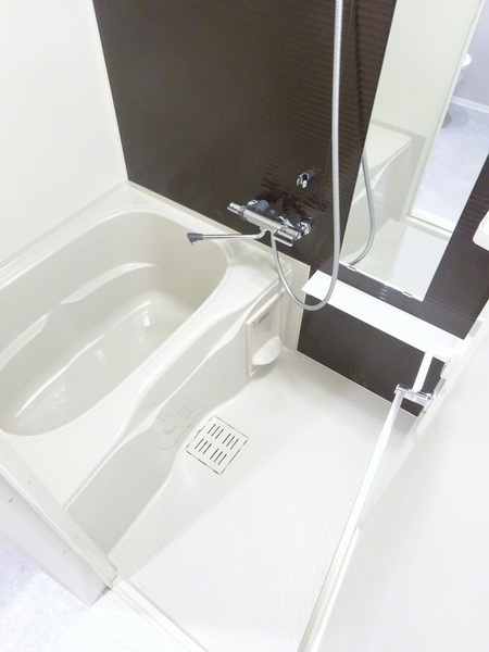 アイルイムーブル亀戸の浴室