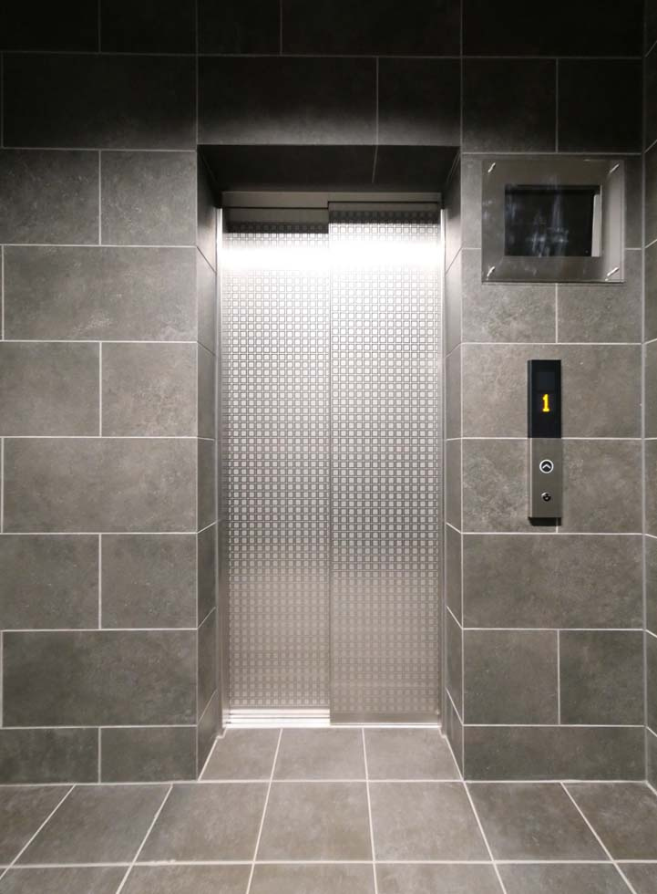 MAXIV新栄の外観