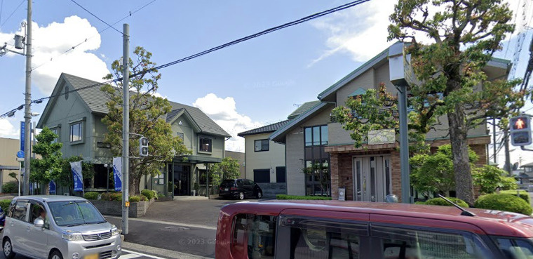 草津市野村４丁目の事務所の外観