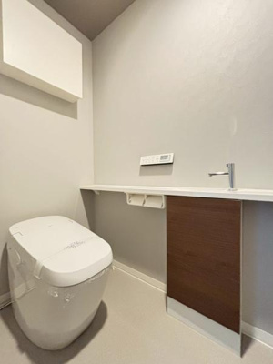 【トイレ】 | REGALO | 写真は反転タイプ6階のお部屋写真です