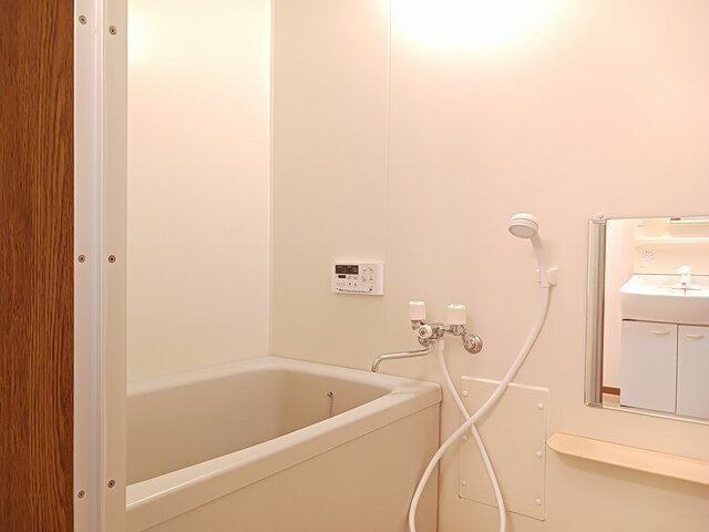 グランディールⅣの浴室|お風呂で日々の疲れを落としましょう