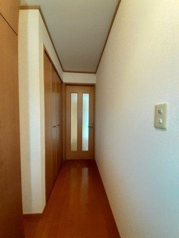 ボン　マルシェ　アンの玄関|収納もある玄関です