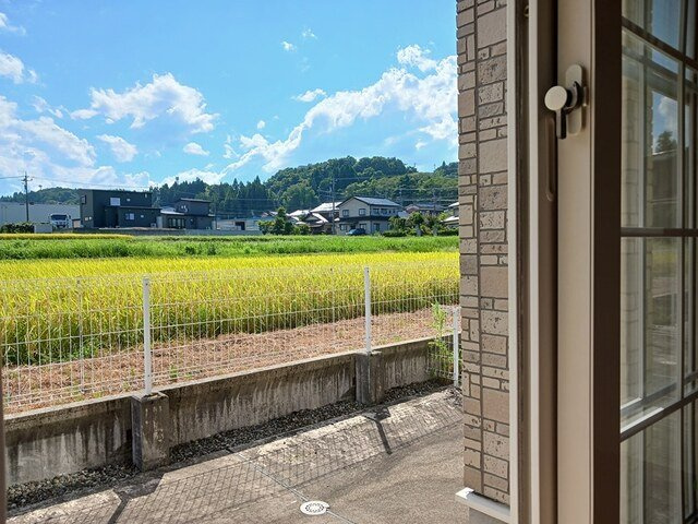 ラフォーレ森の庭|お庭の付いた物件です