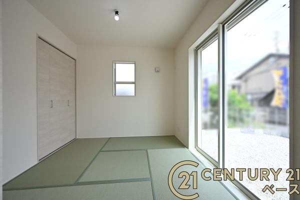 リーブルガーデン丹波市町 ２号棟 ／新築一戸建の和室|■現地撮影写真■ほっこり落ち着ける和室！客間としてもご利用いただけます！