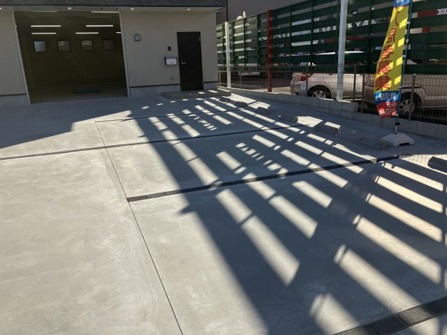 印場元町５－２ＧＩＭＵＣＯの駐車場