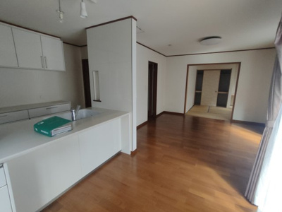 【居間・リビング】 | 岡村戸建て