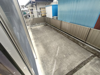 【バルコニー】 | 岡村戸建て