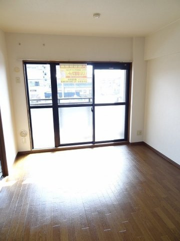 クレディア２１の居間・リビング