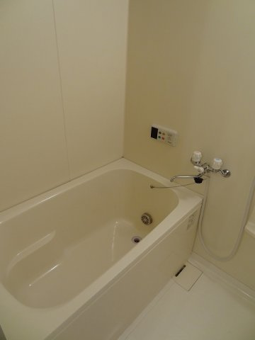 クレディア２１の浴室