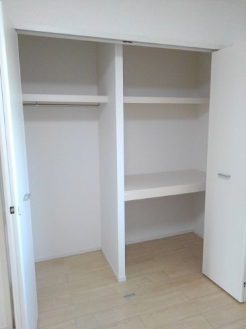 サン　フォーリストの収納