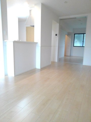 グランデ・ソーレ　Ｋの居間・リビング