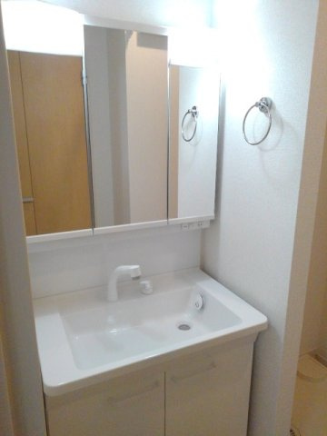 グランデ・ソーレ　Ｋの洗面所