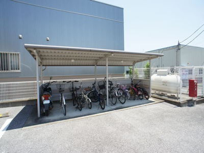 【その他共用部分】 | アスカＥ | 屋根付きの駐輪場があります♪