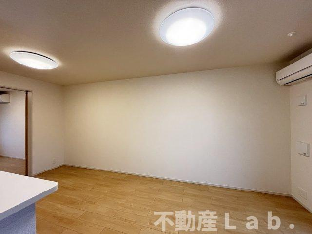 ガーデンヒルズ　ハナミズキ　Ａの居間・リビング