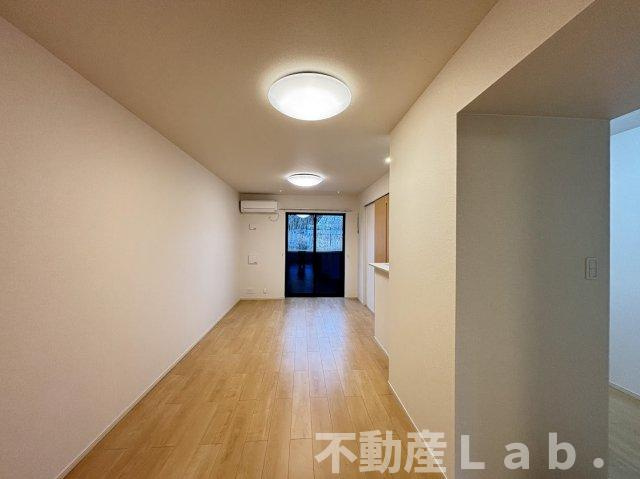 ガーデンヒルズ　ハナミズキ　Ａの居間・リビング