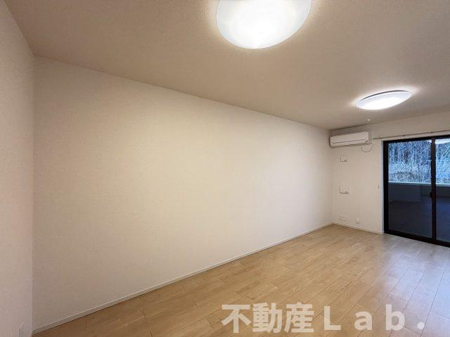 ガーデンヒルズ　ハナミズキ　Ａの居間・リビング