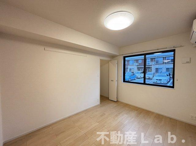 ガーデンヒルズ　ハナミズキ　Ａの居間・リビング