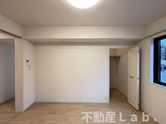 ガーデンヒルズ　ハナミズキ　Ａの居間・リビング