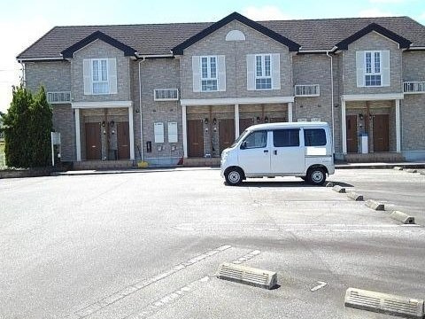 ラフォーレ森の駐車場