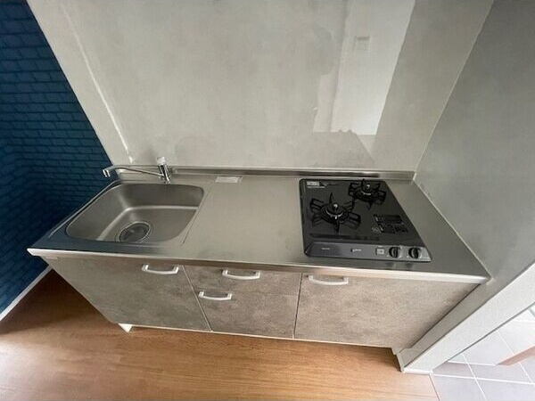 ワンリッチ上野町Bのキッチン