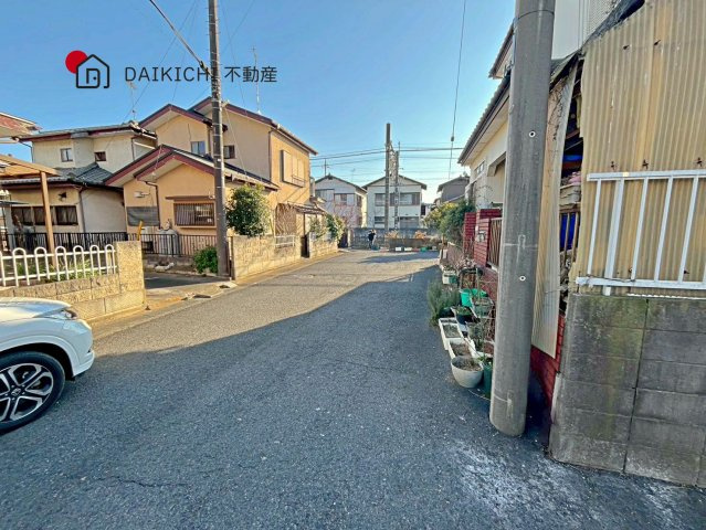 【前面道路含む現地写真】 | 加須市東栄1丁目　中古戸建