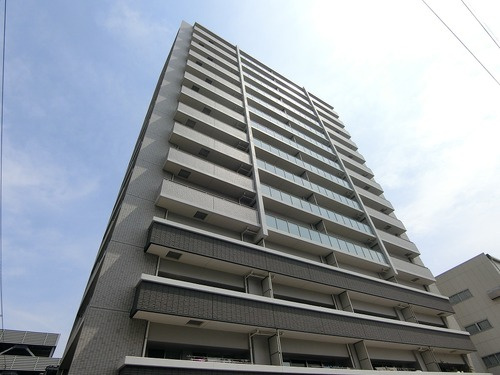 サーパス問屋町グランフォートの外観