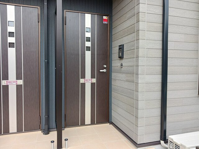 ベルヴィル加須　Ⅱの玄関