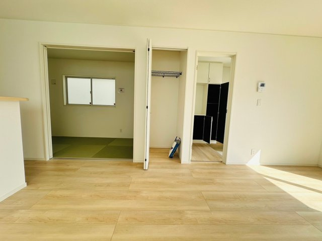 ♥♥那覇市与儀第1－2号棟の居間・リビング|【※参考画像※】