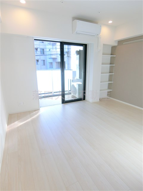 クレイシアIDZ(アイズ)蒲田の居間・リビング