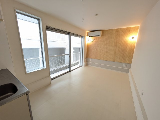 ベイルーム横浜鶴見Ⅱの居間・リビング|居間です