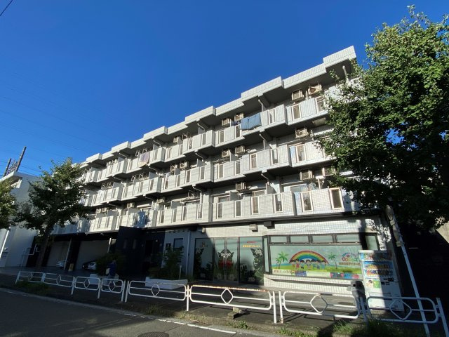 ユーコート洋光台の外観|落ち着いた雰囲気の外観です