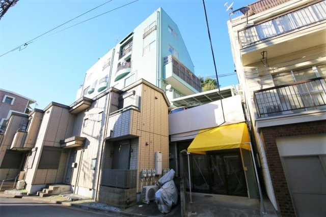 石川ビルの外観|建物外観を気になさる方へ、見た目の良い物件です