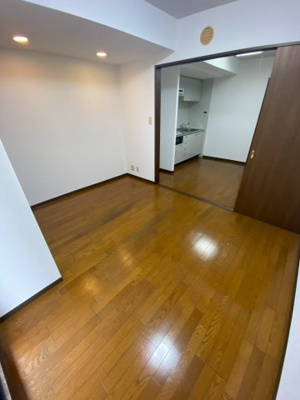 【洋室】 | コンフォール中野