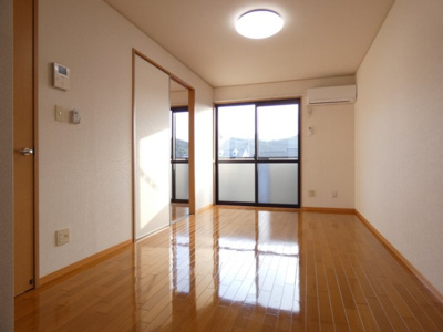 【居間・リビング】 | グランド・ソレイユ