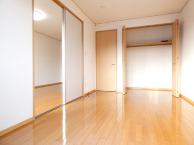 【洋室】 | グランド・ソレイユ