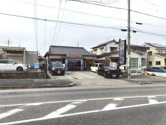 美合新町12-12　店舗事務所の駐車場