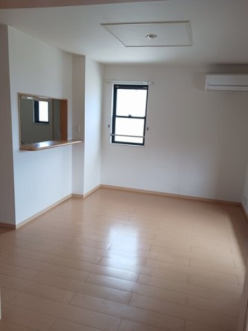 プラージュの居間・リビング