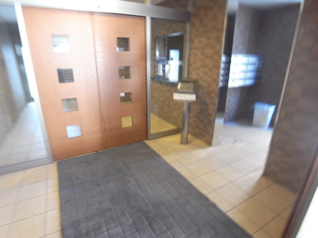 モアライフ魚崎のエントランス