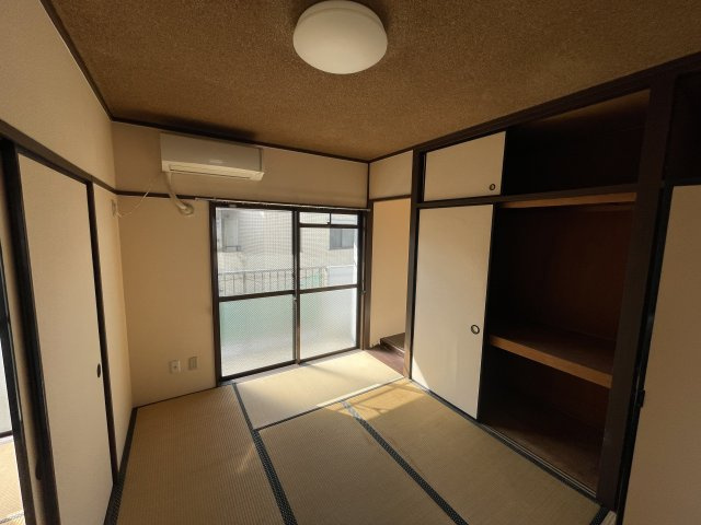 ピュアライフ長草A棟の和室