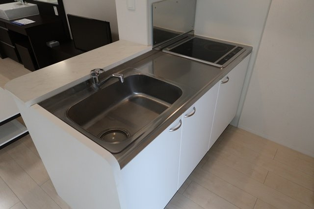 レオネクストラベンダーのキッチン