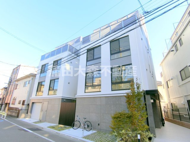 WHARFワーフ蒲田westの外観|2023年10月築　RC鉄筋コンクリート造地上5階建て　1K～1LDK総戸数24戸
東京都大田区新蒲田2丁目　JR京浜東北線蒲田駅徒歩16分、東急多摩川線矢口渡駅徒歩6分