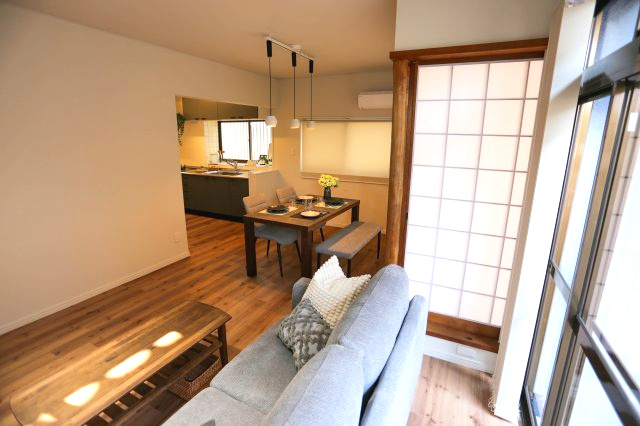 【居間・リビング】 | 姫路市北平野6丁目／中古戸建