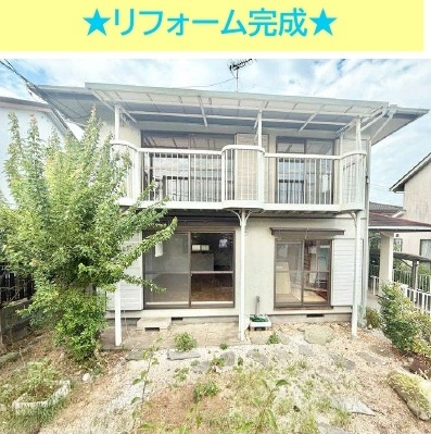 中古戸建　東松山市桜山台23-17（リフォーム住宅）の前面道路含む現地写真