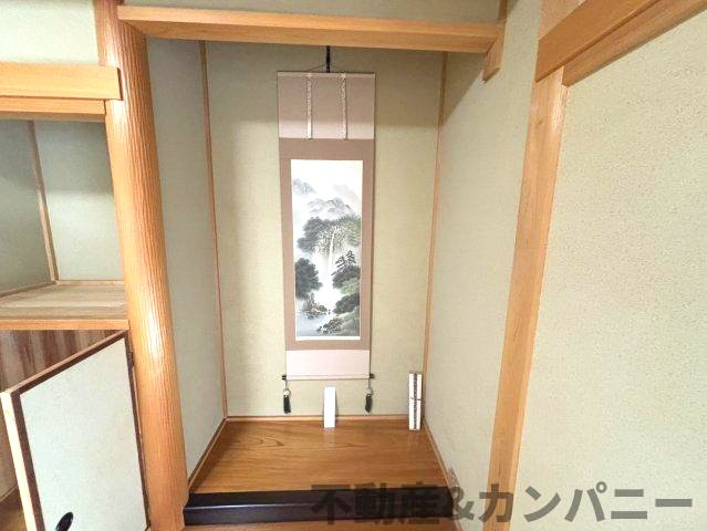 砥部町の中古のおうち　伊予郡砥部町中古戸建の和室|床の間です